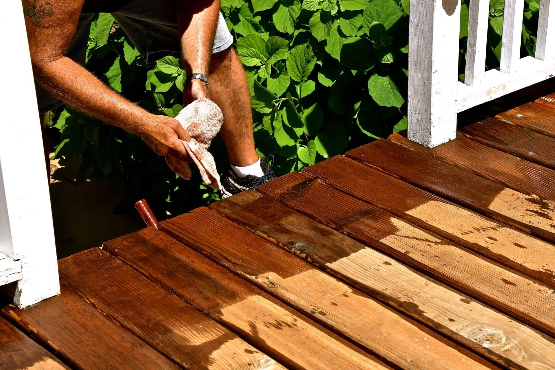 imgi_6_deck-stain-scaled.jpg